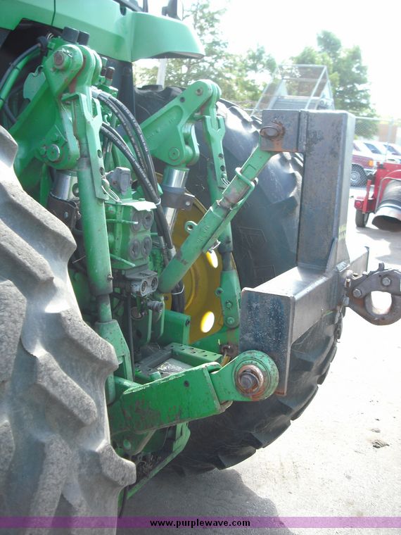 image for item 3820 1995 John Deere 7800 tractor with John Deere 725 loader