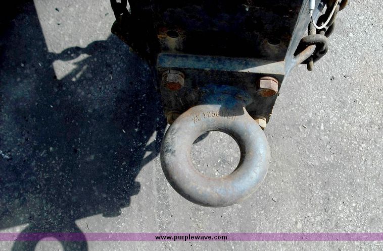 image for item 3825 1995 Diamond side loading trailer