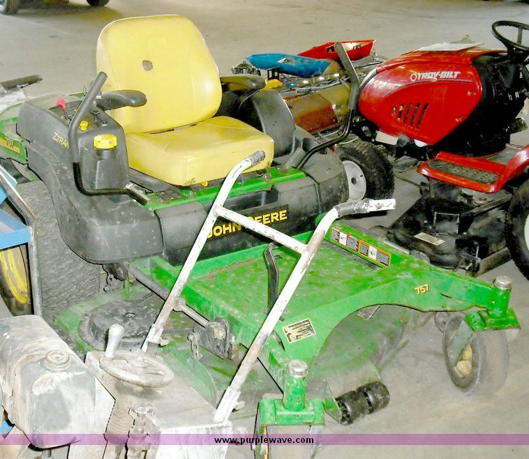 image for item 3832 John Deere 757 60" zero turn riding lawn mower