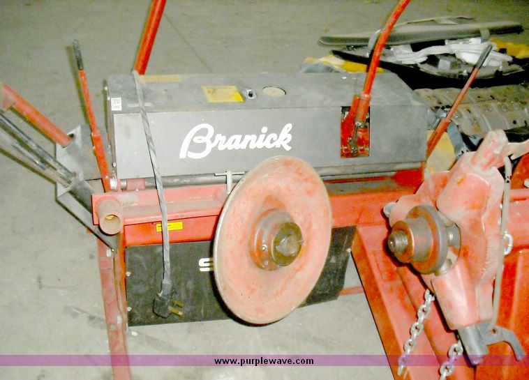 image for item 3834 Branick truck tire changer