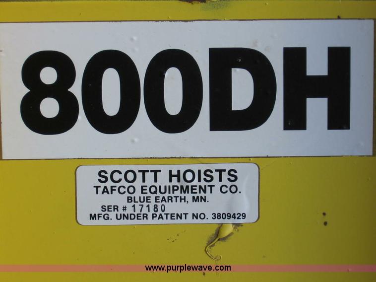 image for item 1802 Scott LL-800DH drop hinge hoist