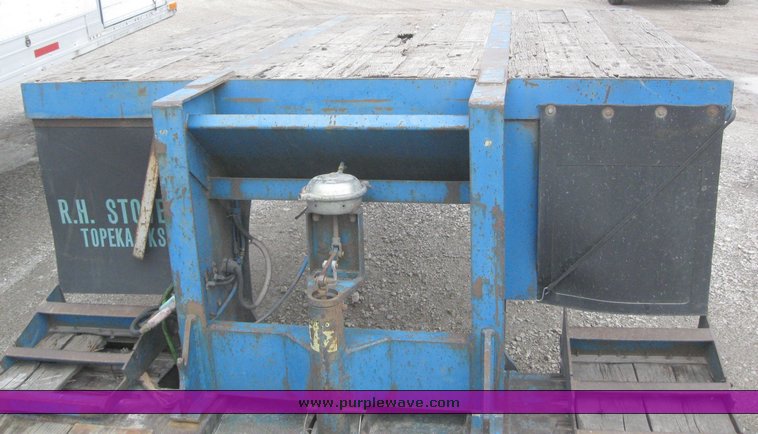 image for item 6778 1995 Talbert TWD-30-SPG-T1 48' drop deck trailer