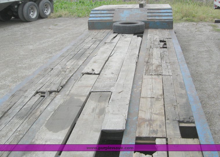 image for item 6778 1995 Talbert TWD-30-SPG-T1 48' drop deck trailer