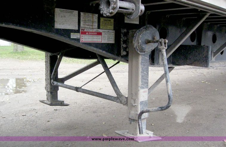 image for item 6779 2001 Transcraft Eagle W2 53'x102