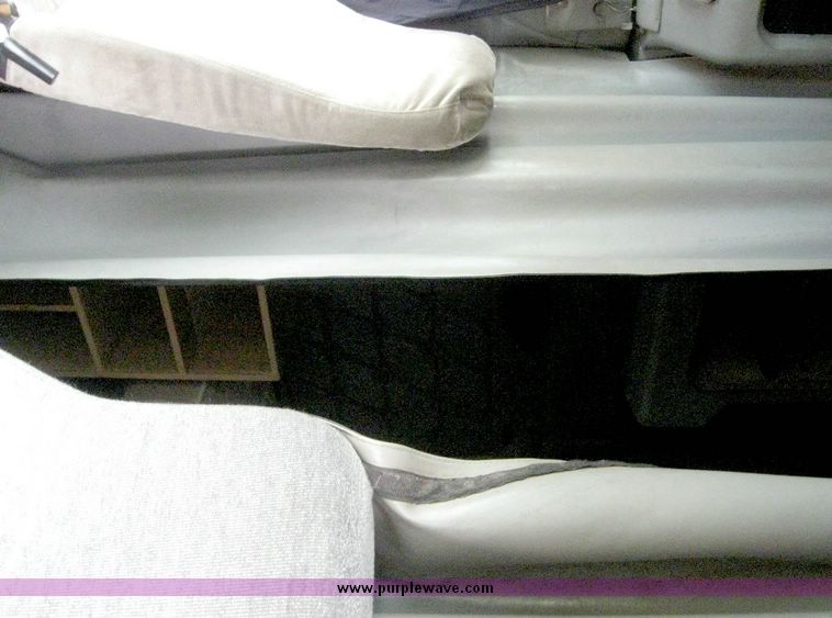 image for item 6780 2000 Freightliner Conventional FLD120 semi truck