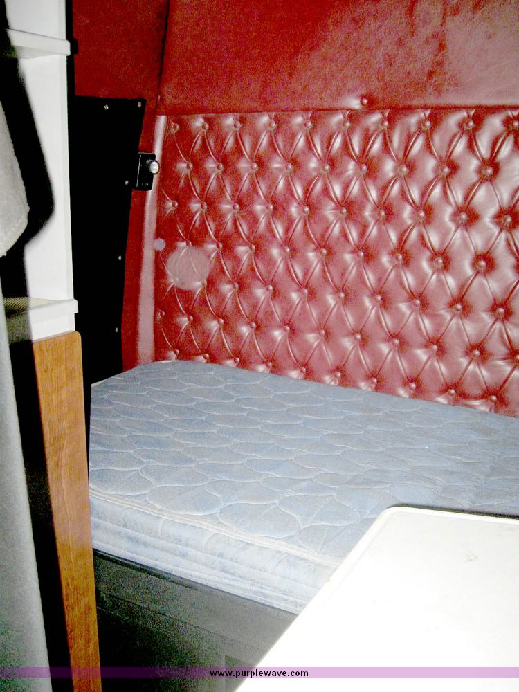 image for item 6783 2006 Western Star semi truck