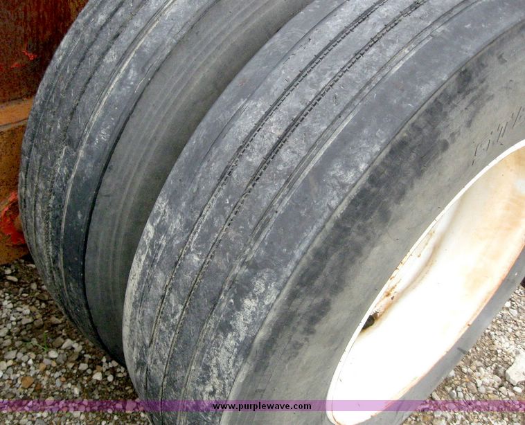 image for item 6794 Tandem axle trailer