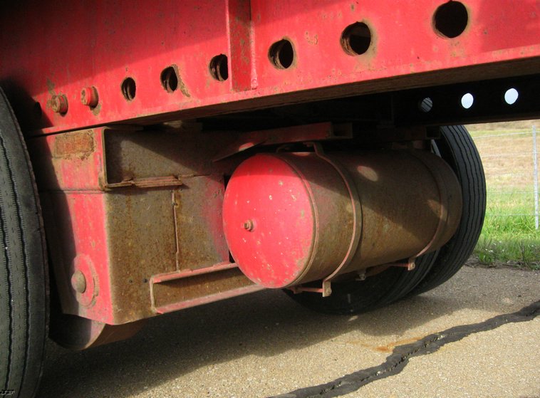 image for item 8014 1989 Fontaine 53' flatbed semi trailer