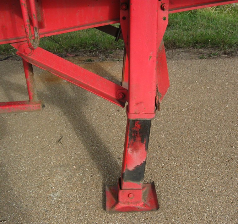 image for item 8014 1989 Fontaine 53' flatbed semi trailer