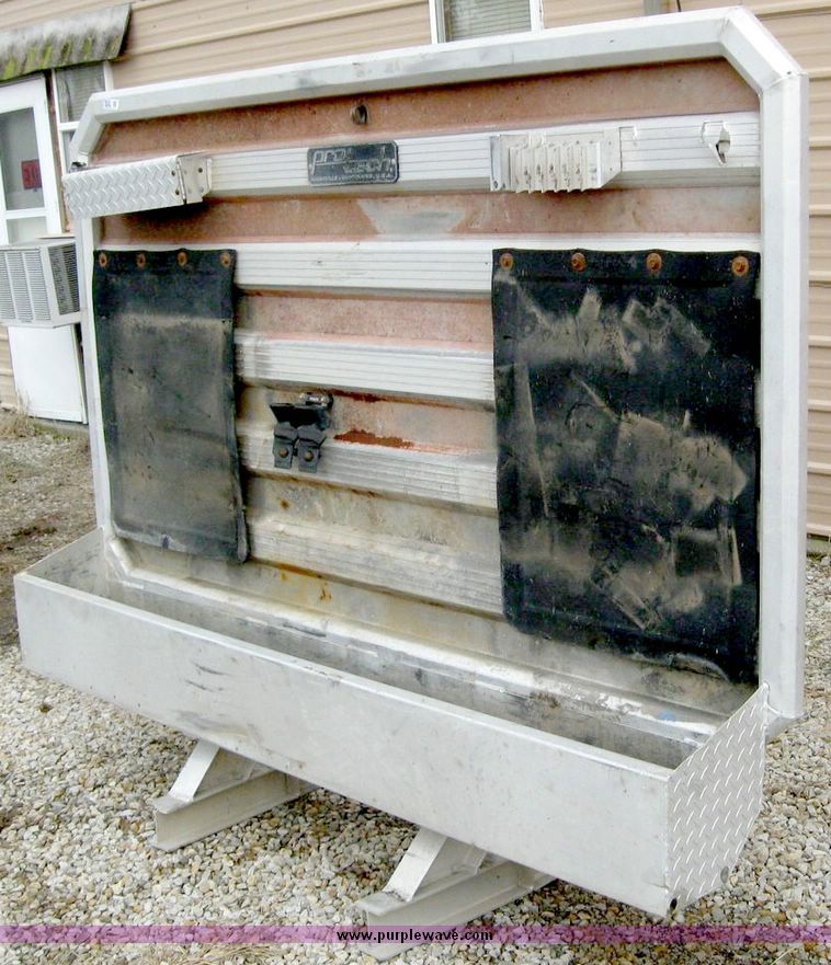 image for item 8625 Pro-tech semi headache rack