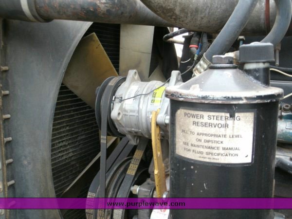 image for item 8821 1995 Freightliner FLD 120 truck