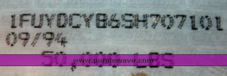 image for item 8821 1995 Freightliner FLD 120 truck