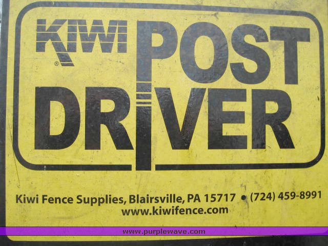 image for item 1500 2007 Kiwi hydraulic post driver