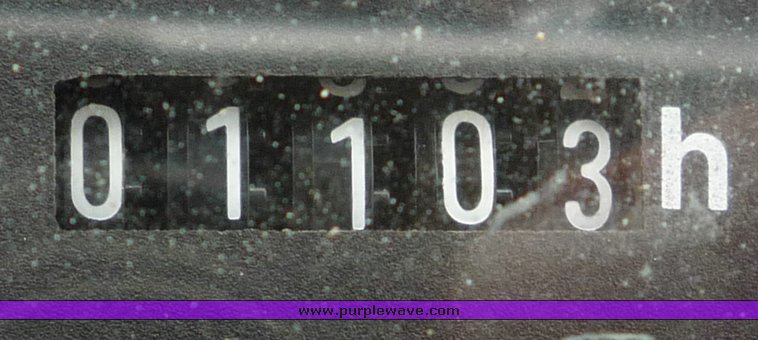 image for item 2073 Case 602B vibratory compactor roller