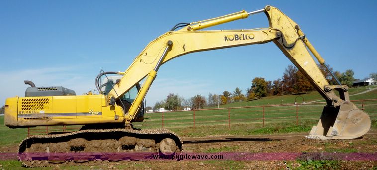 image for item 2095 2002 Kobelco SK480LC excavator