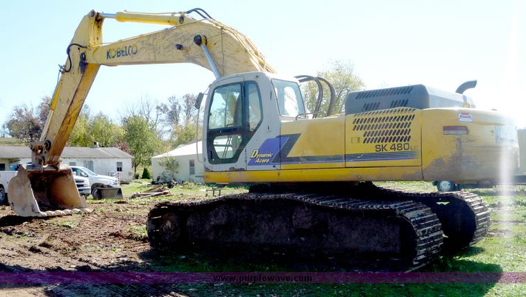 image for item 2095 2002 Kobelco SK480LC excavator