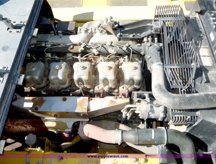 image for item 2095 2002 Kobelco SK480LC excavator