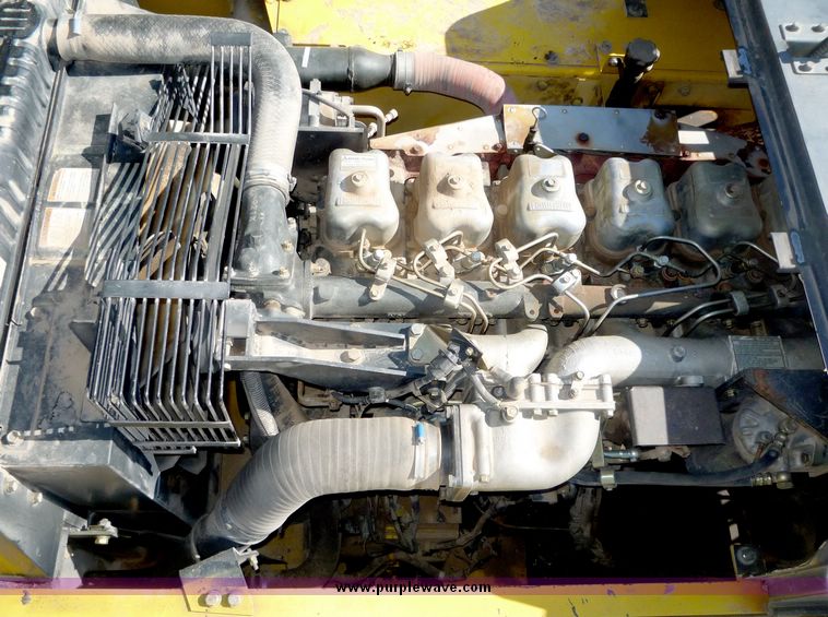 image for item 2095 2002 Kobelco SK480LC excavator