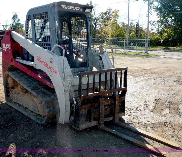image for item 2096 2006 Takeuchi TL140 skid steer