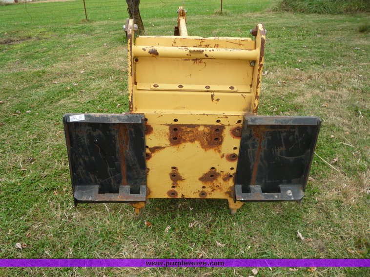 image for item 2101 Vermeer V1650 trencher skid steer attachment