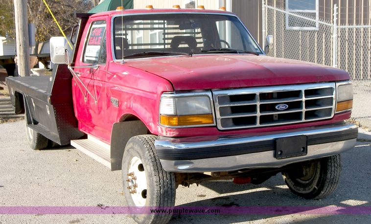 image for item 2105 1995 Ford F350 dually pickup