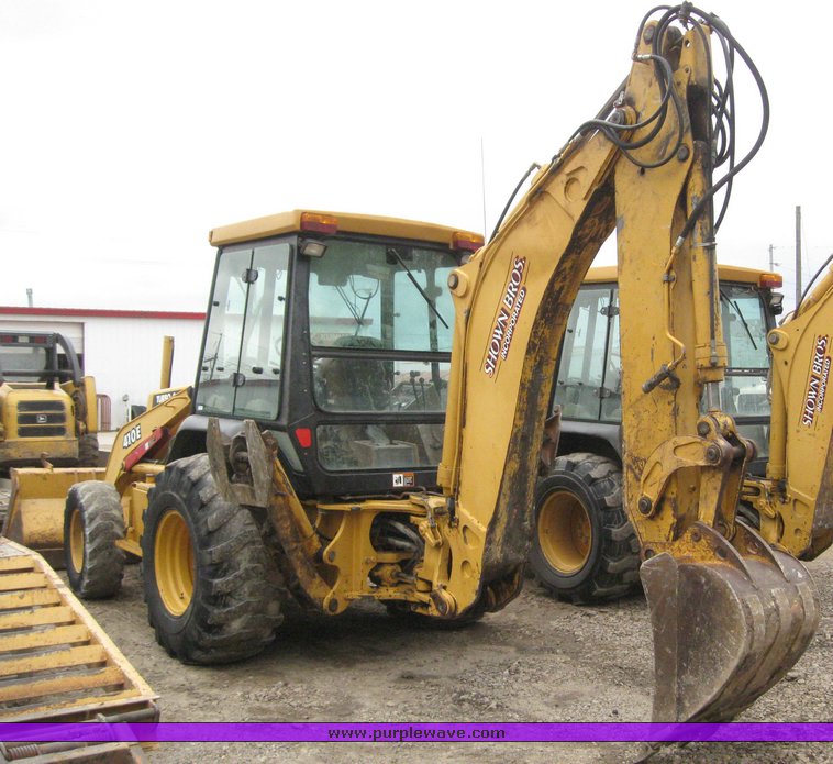 image for item 3910 1998 John Deere 410E loader backhoe