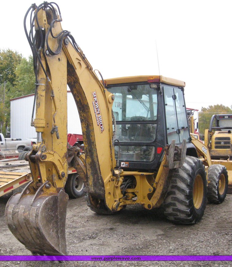 image for item 3910 1998 John Deere 410E loader backhoe
