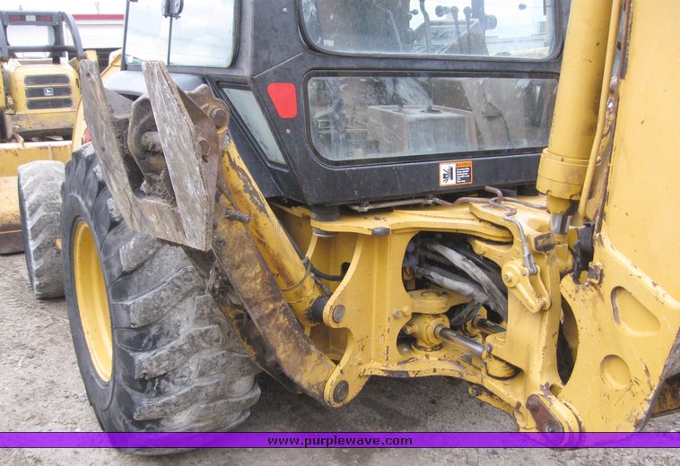 image for item 3910 1998 John Deere 410E loader backhoe