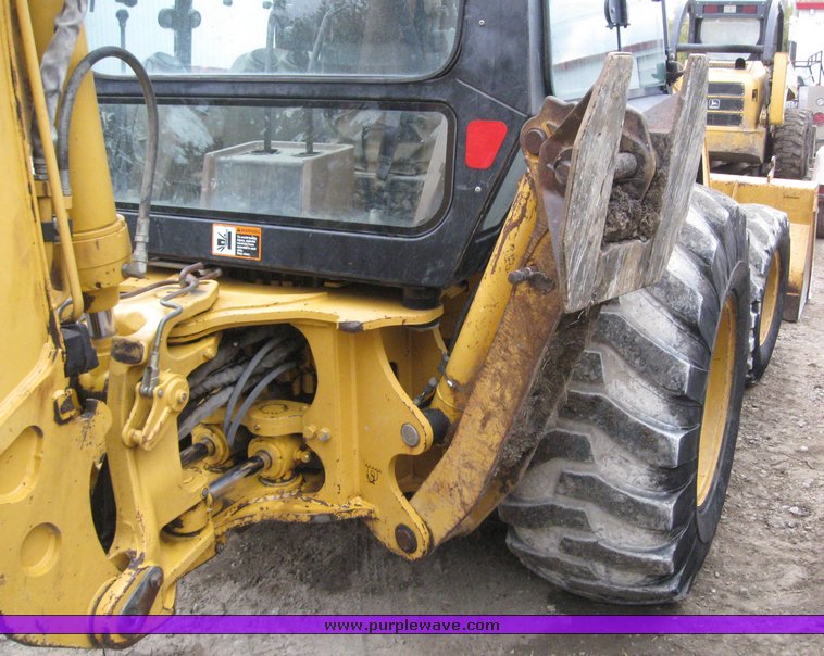image for item 3910 1998 John Deere 410E loader backhoe