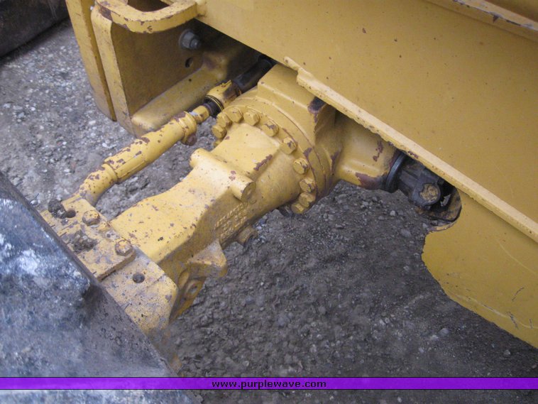 image for item 3911 1999 John Deere 310SE loader backhoe