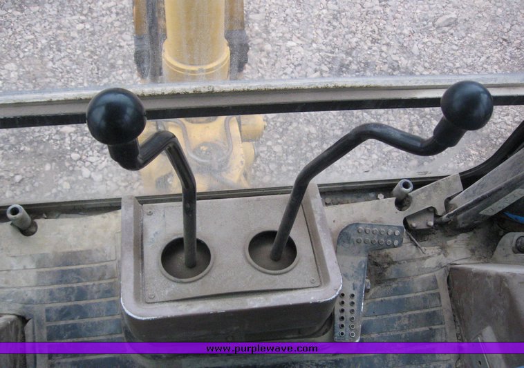 image for item 3911 1999 John Deere 310SE loader backhoe