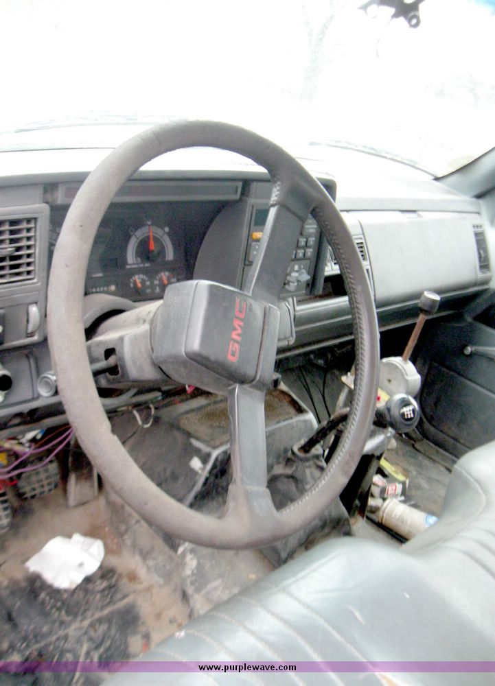 image for item 3966 1996 GMC Kodiak C7H042 Topkick truck with dump-bed