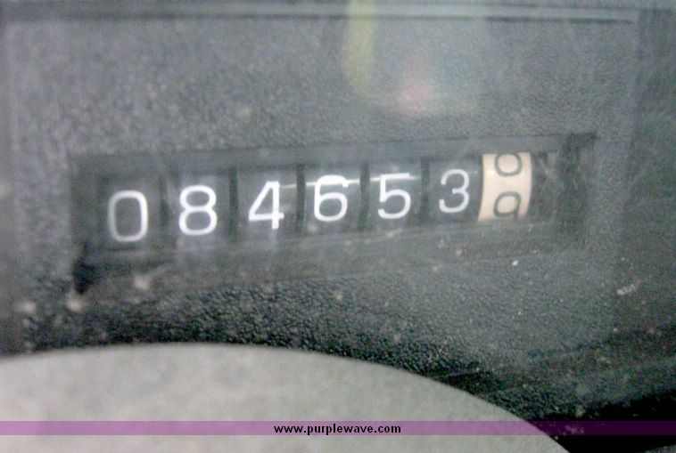 image for item 3966 1996 GMC Kodiak C7H042 Topkick truck with dump-bed