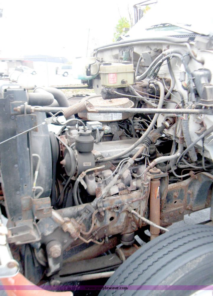 image for item 3966 1996 GMC Kodiak C7H042 Topkick truck with dump-bed