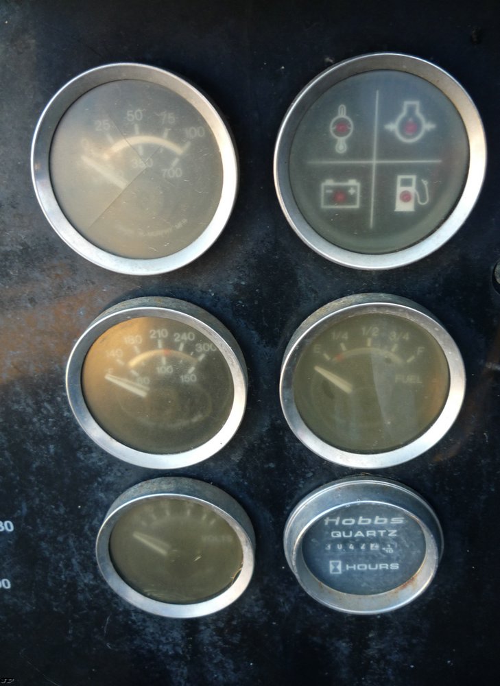 image for item 4092 Miller Big Blue 402D CC DC welding generator