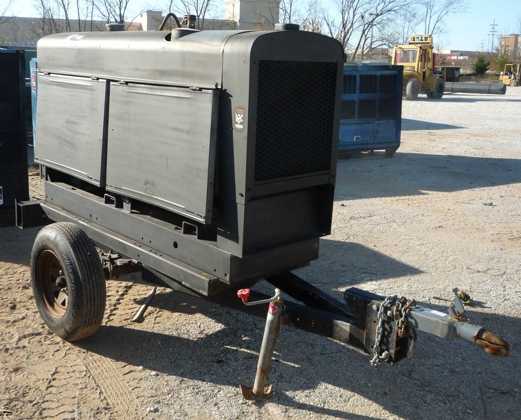 image for item 4094 Lincoln Electric K1278-5 Shield Arc SA-400 DC arc welder