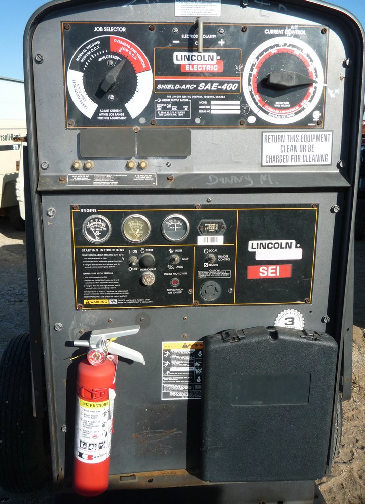 image for item 4094 Lincoln Electric K1278-5 Shield Arc SA-400 DC arc welder