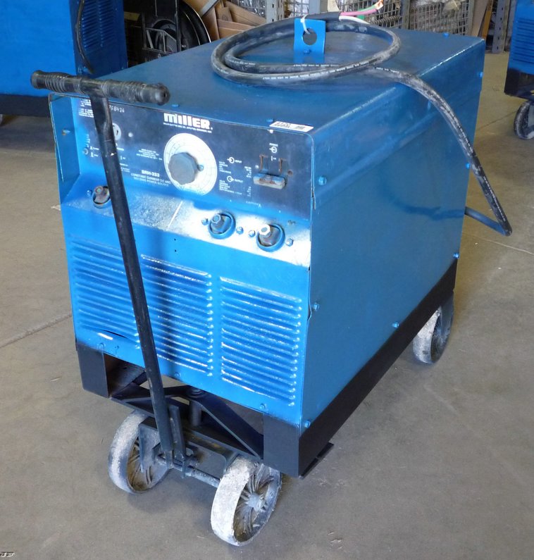image for item 4123 Miller SRH-333 DC arc welder