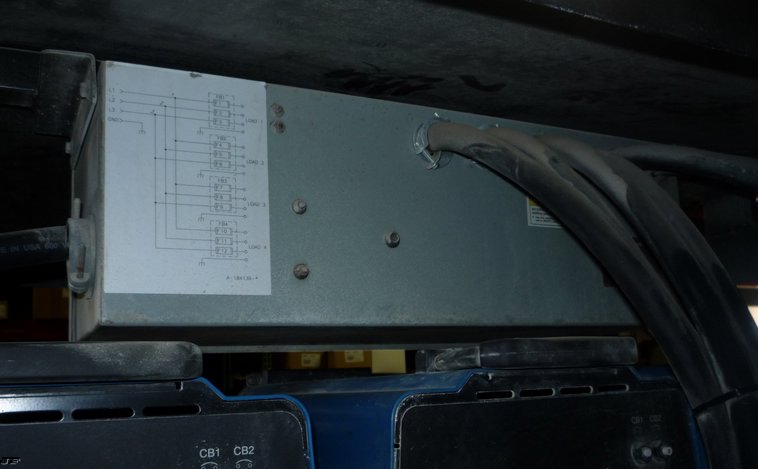 image for item 4132 (4) Miller XMT 304 MIG welders