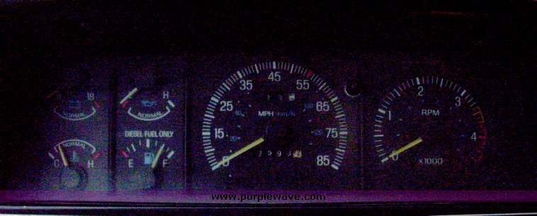 image for item 4154 1990 Ford F450 Super Duty truck