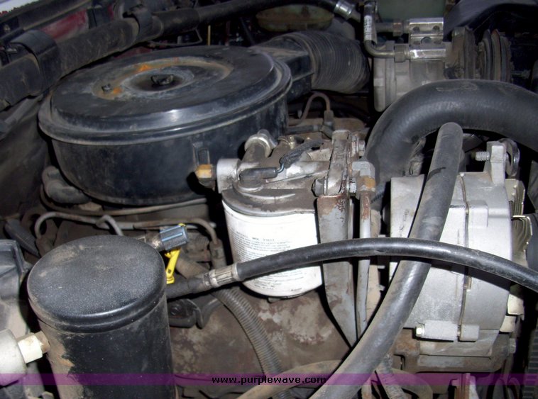 image for item 4154 1990 Ford F450 Super Duty truck