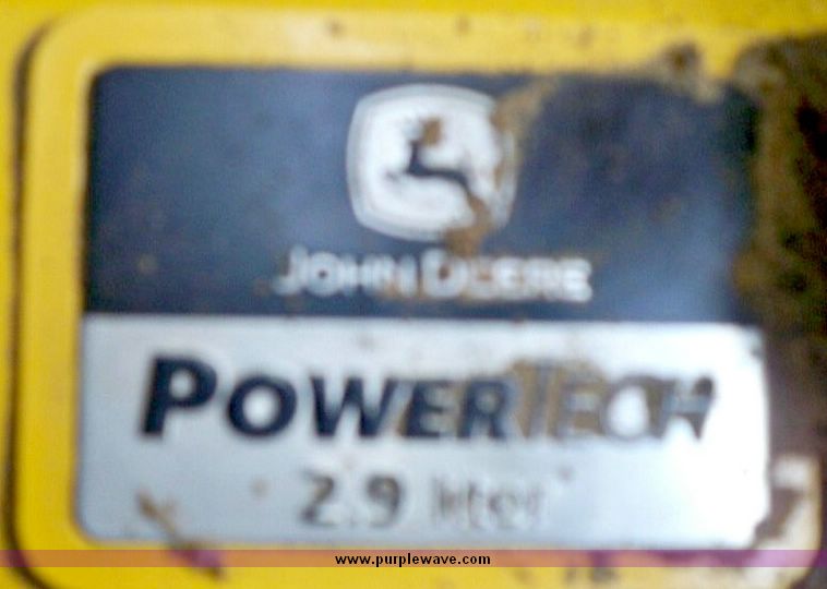 image for item 4185 2004 John Deere 240 Series II skid steer