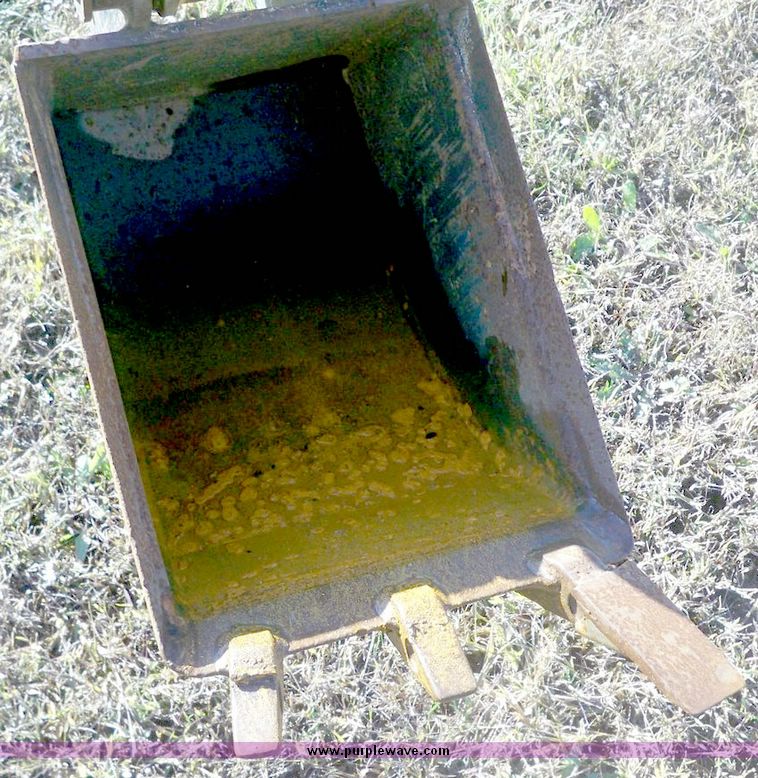 image for item 4319 Vermeer trencher