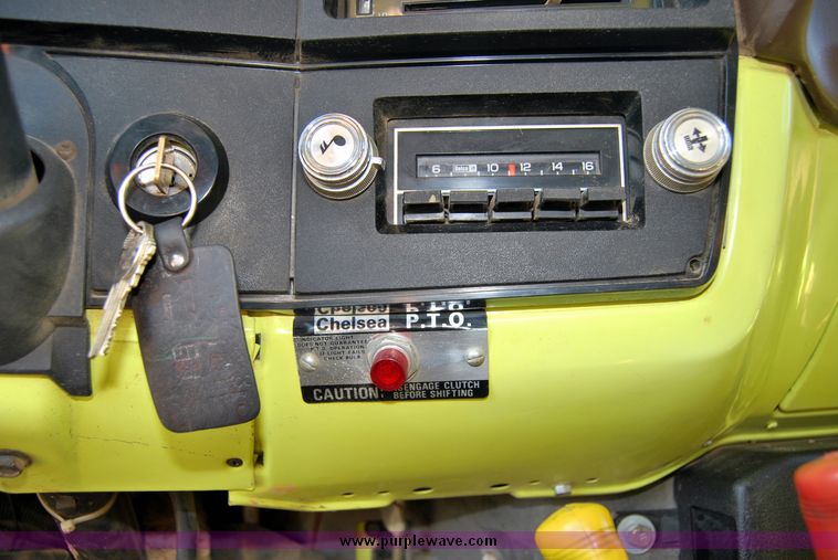 image for item 6017 1986 GMC C7000 dump truck