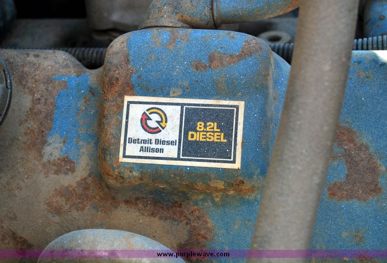 image for item 6017 1986 GMC C7000 dump truck