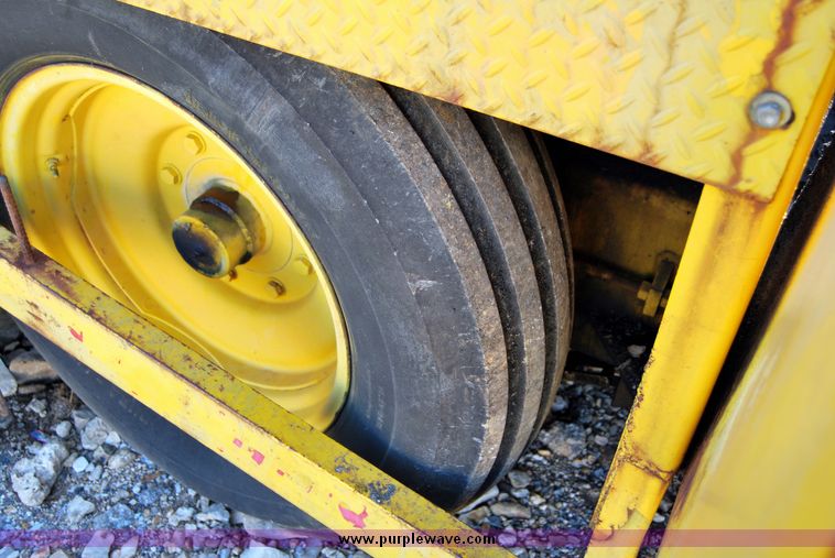 image for item 6020 1977 Blaw-Knox PF-22 wheel mounted asphalt paver