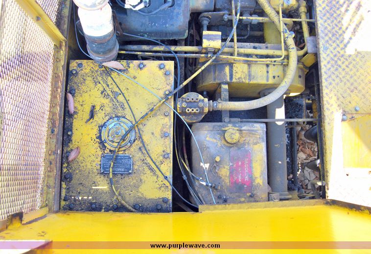 image for item 6020 1977 Blaw-Knox PF-22 wheel mounted asphalt paver