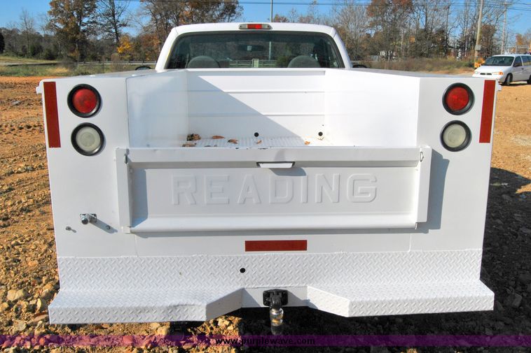 image for item 6026 2003 Ford F250 Super Duty pickup