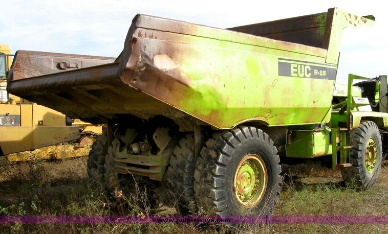 image for item 6391 Euclid R-25 dump truck