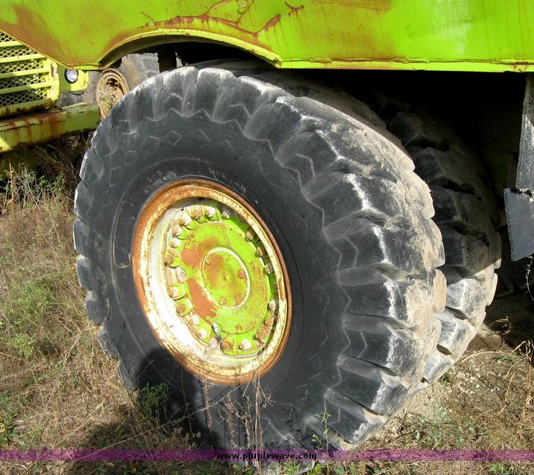 image for item 6391 Euclid R-25 dump truck